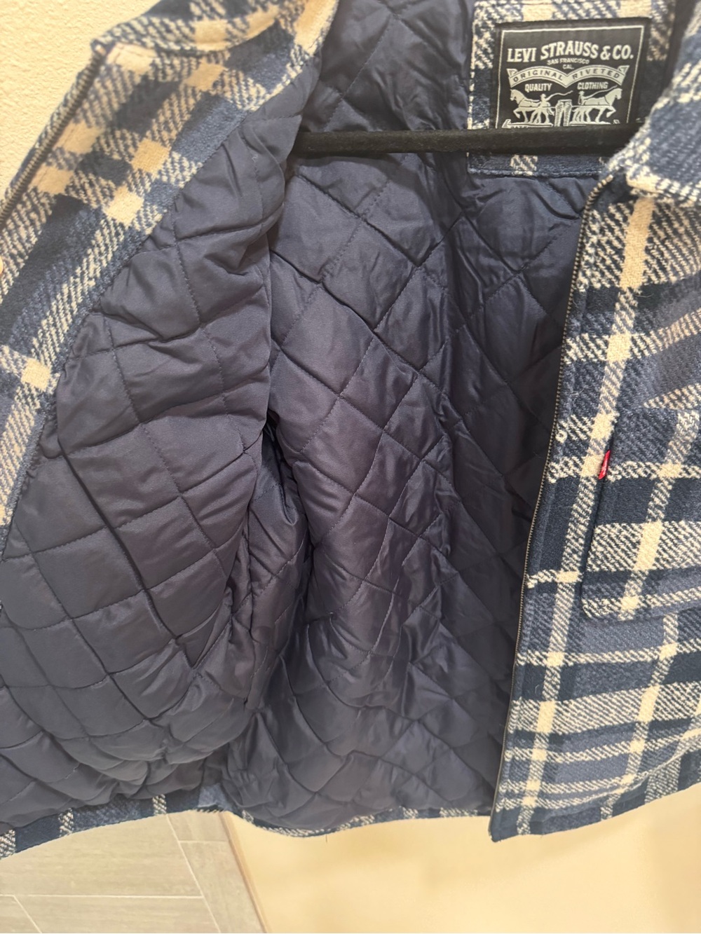 Levi's Men's Blue Plaid Shacket Coat Lined and Insulated Size M Cabincore Work - Picture 7 of 13